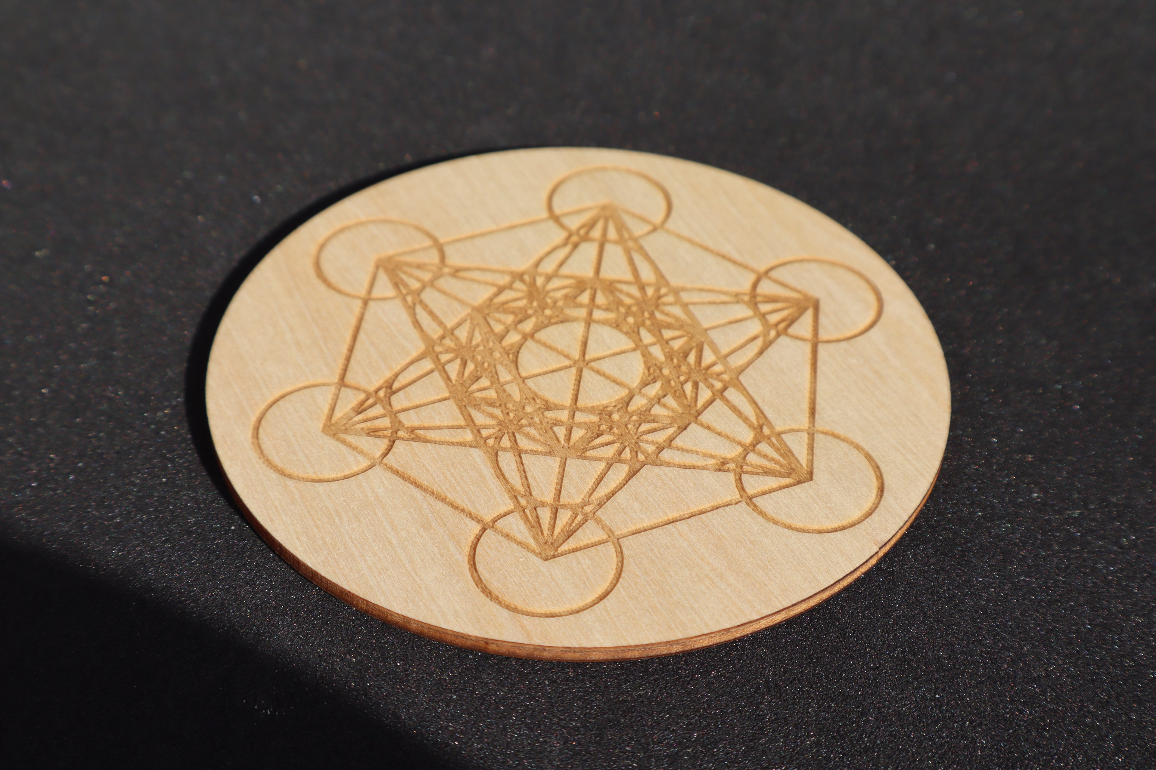 Metatron en bois gravé